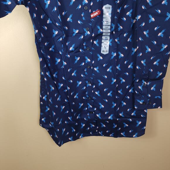 Duluth Wrinklefighter Tunic in Blue Bird Size M - Picture 3 of 9